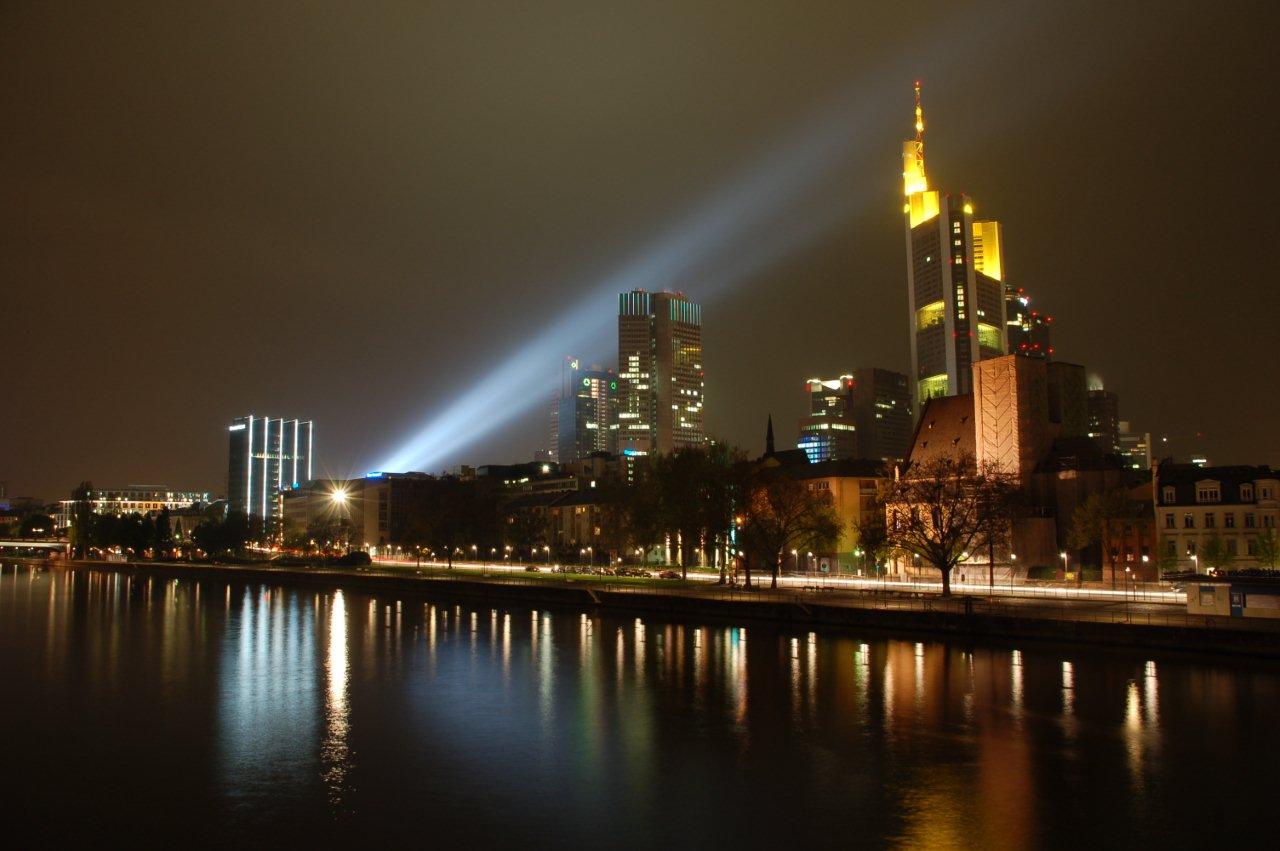 Frankfurter Museumsuferfest und Drachenbootrennen 2011