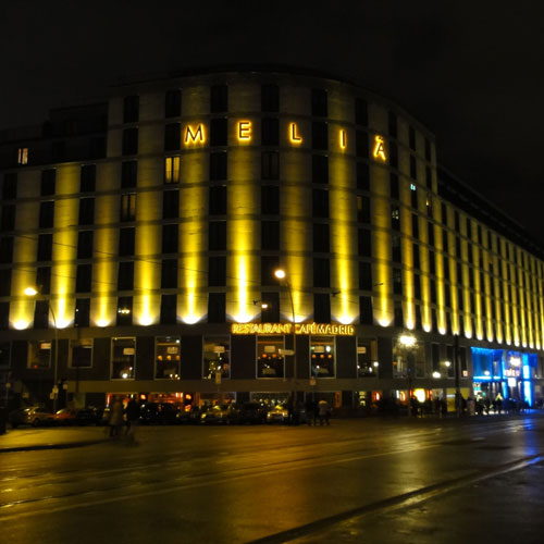 Melia Berlin – Hotel mitten in Berlin mit Blick auf die Spree